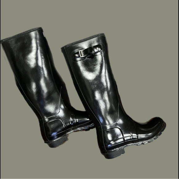 Hunter Women's Original Tall Gloss Rain Boots - Picture 5 of 14